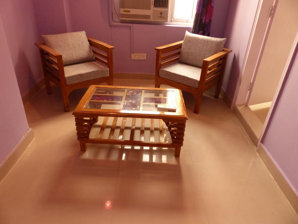 Mykonos Guest House And Spa New Delhi Eksteriør billede